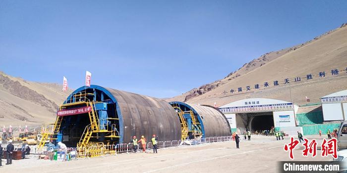 中国交建新疆乌尉公路项目天山胜利隧道正式复产复工