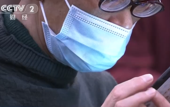 容貌焦虑内卷到婴儿头型 当代父母该纠正自己的审美偏狭了