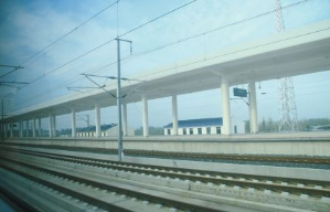 今年暑运深圳车站预计发送旅客1960万人次 日均发送旅客31.61万人次